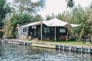 Natuurhuisje Island Life Stretchtent Frontview